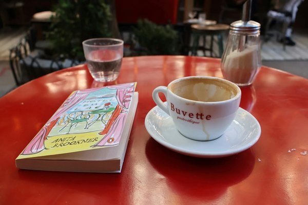 ¿Qué ejercicios de resistencia pueden beneficiar a los jugadores de fútbol sala?